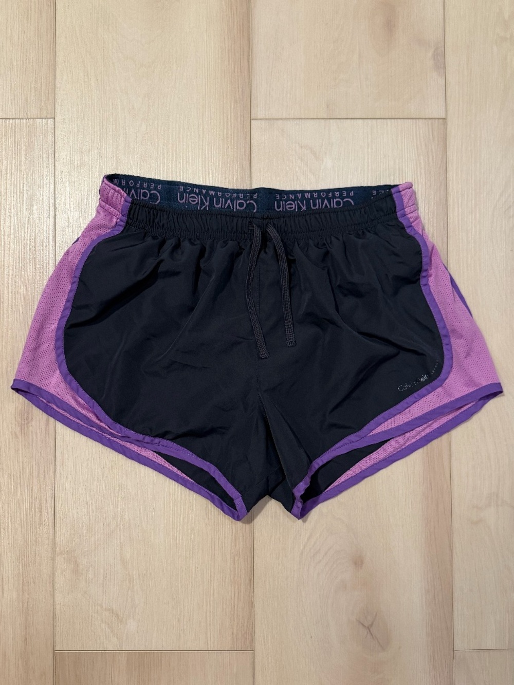 Calvin Klein Athletic Shorts Women's Size Large - Picture 1 of 4
